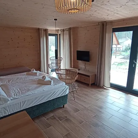 Glamping Challet Slunečno český Ráj Parque de Campismo